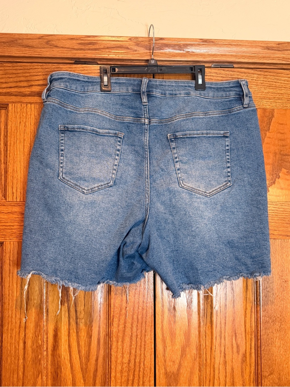 Ava & Viv Medium Wash Denim Shorts - Blue - Picture 2 of 5